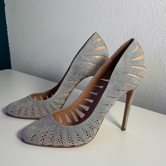 alexa wagner Shoes - Alexa Wagner Women’s Chambray Blue Lace Heels 39.5